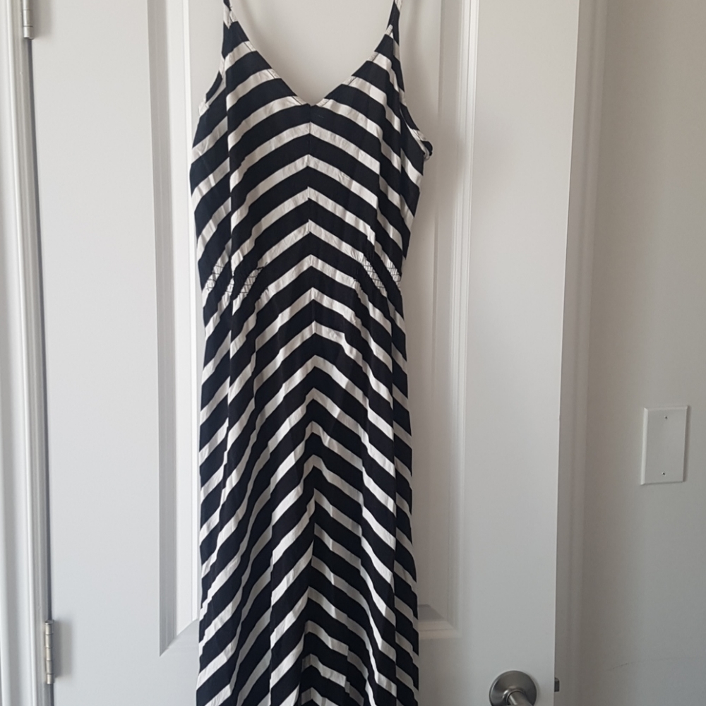 ☆ 2 for $30 ☆  Black and White Dress